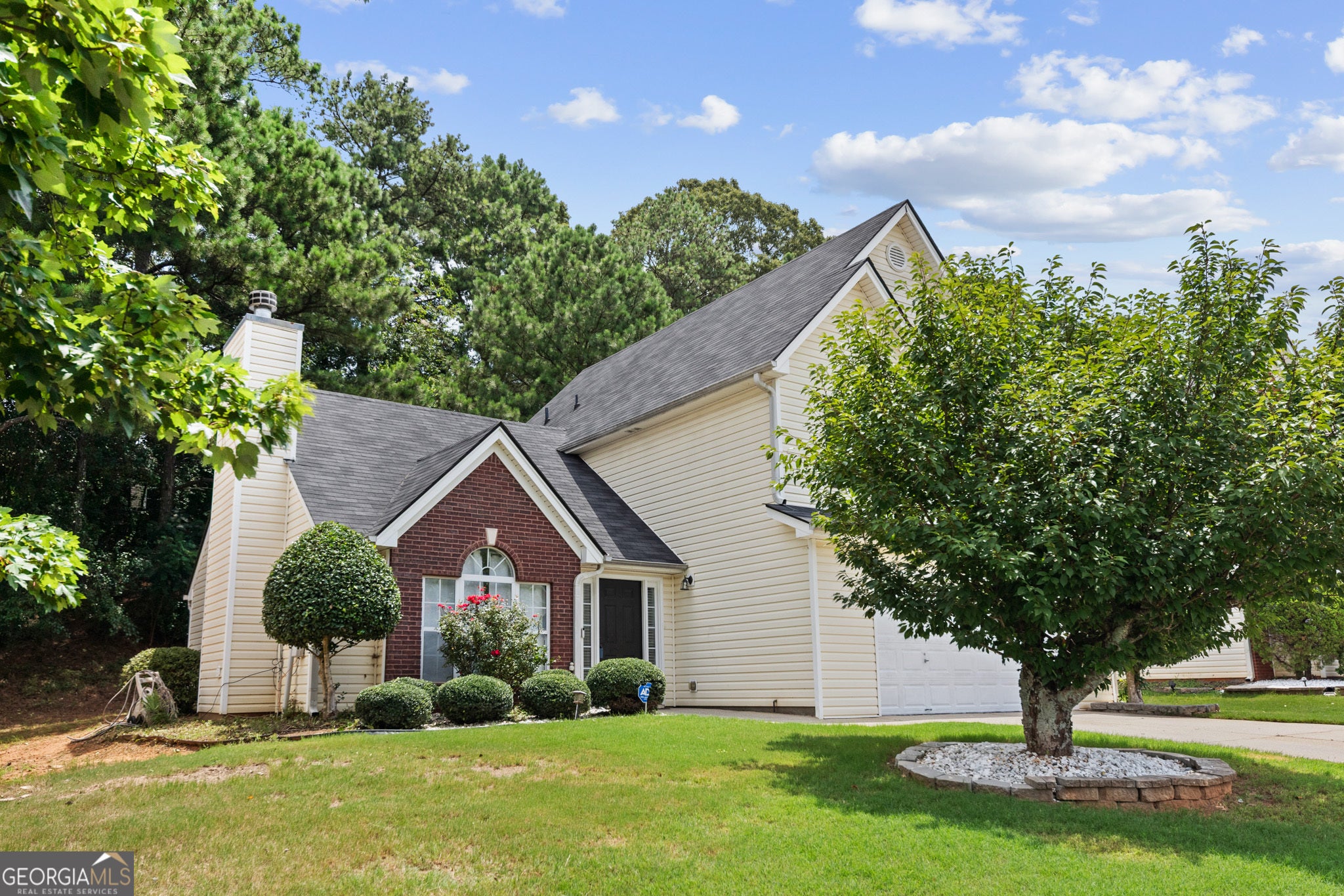 1055 Grace DR