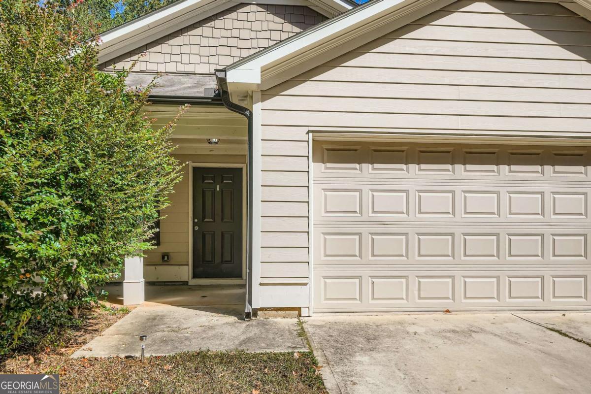 215 Eagles PKWY