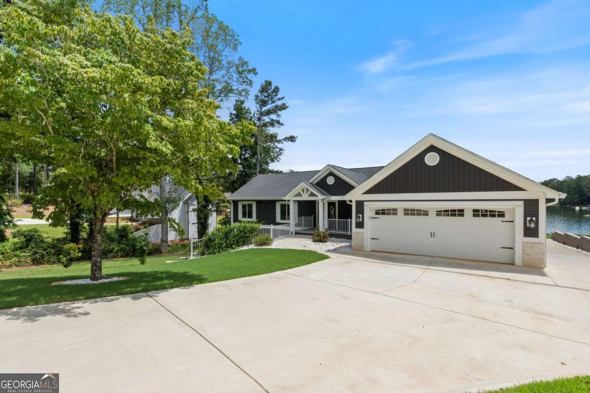 2387 Battle DR