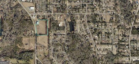 816 B Houston Lake BLVD Centerville GA 31028