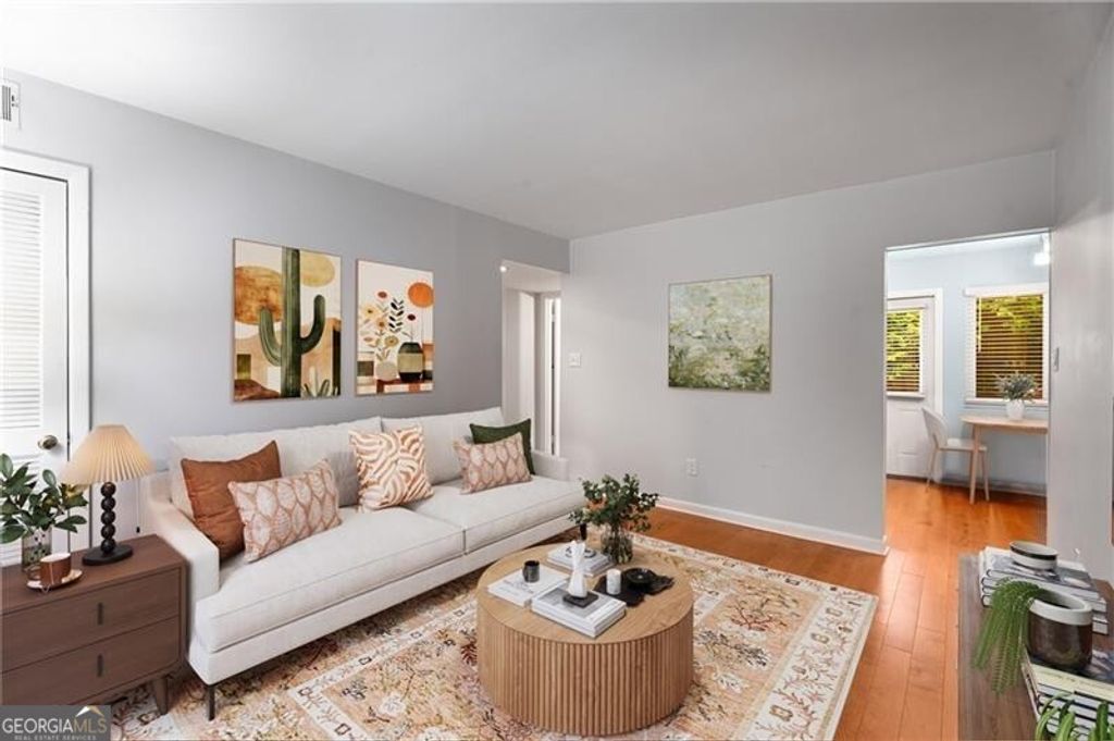 Photo of 148 Waverly Way #6, Atlanta, GA 30307 (MLS # 10680631)