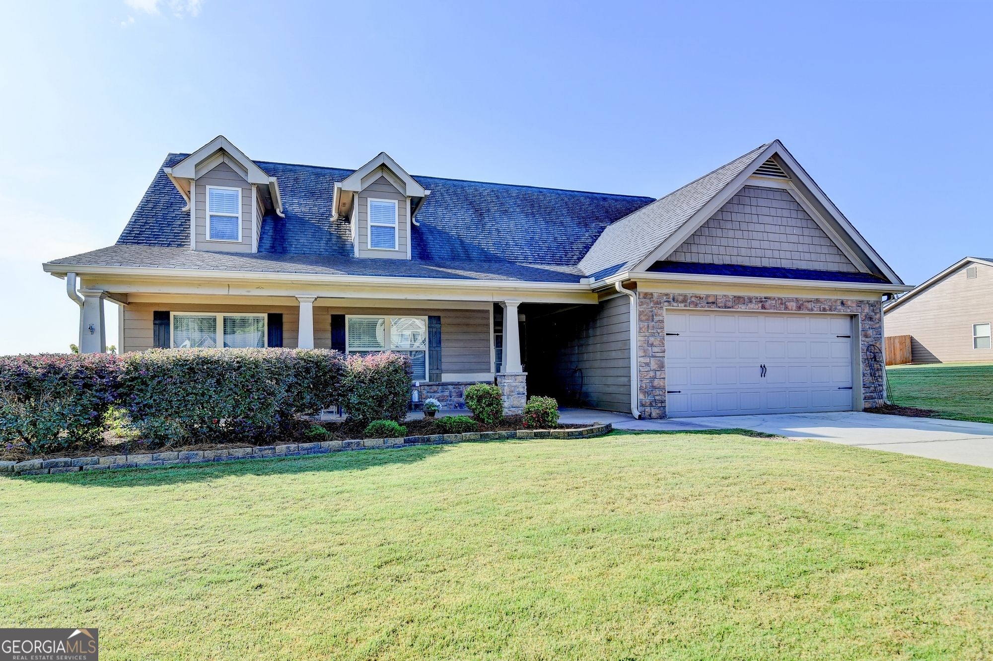 690 Lake Vista DR