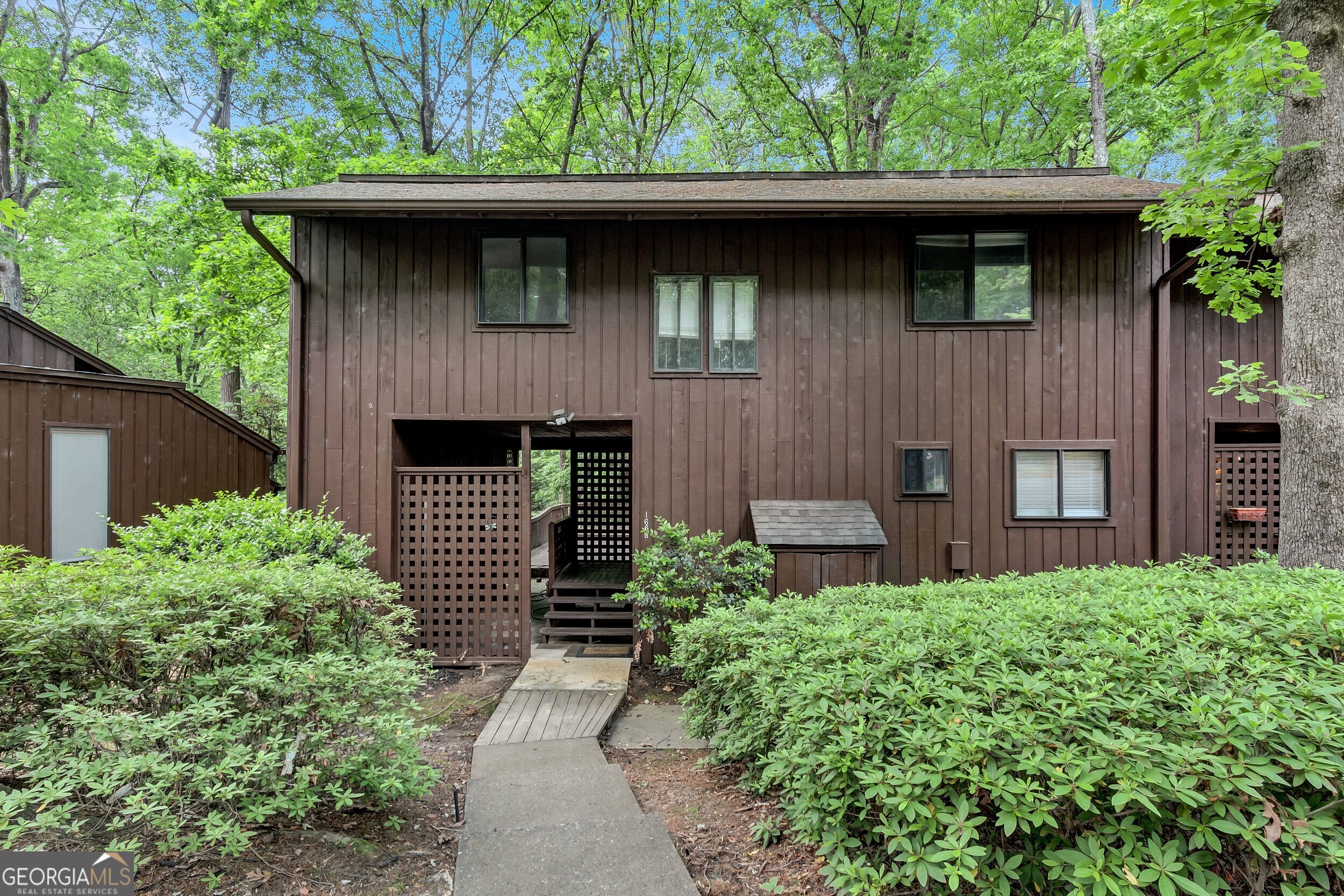 Tired of overpriced listings with no personality? This hidden gem in the heart of East Cobb is back and better than ever. Priced below market and packed with potential, this charming 2-bed, 2-bath townhome is the perfect blend of value, location, and flexibility. Featuring an open layout, cozy fireplace, and private outdoor space, this home is perfect for first-time buyers, investors, or anyone looking for an affordable slice of Marietta living. The community is quiet, well-maintained, and just minutes from The Battery, I-75, and top-rated schools. Here's the kicker: We're offering closing cost concessions to help offset the monthly HOA so you can move in without feeling the pinch. This home was previously listed and didn't sell but that's old news. It's a new day, a new strategy, and a real chance to win in this market. Don't let it slip away. Schedule your tour today and ask us how to make this deal work for you. **Back on market due to no fault of seller, the buyer's financing fell through.**