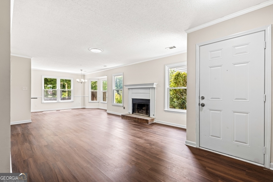 Woodlake Landing - Residential Lease