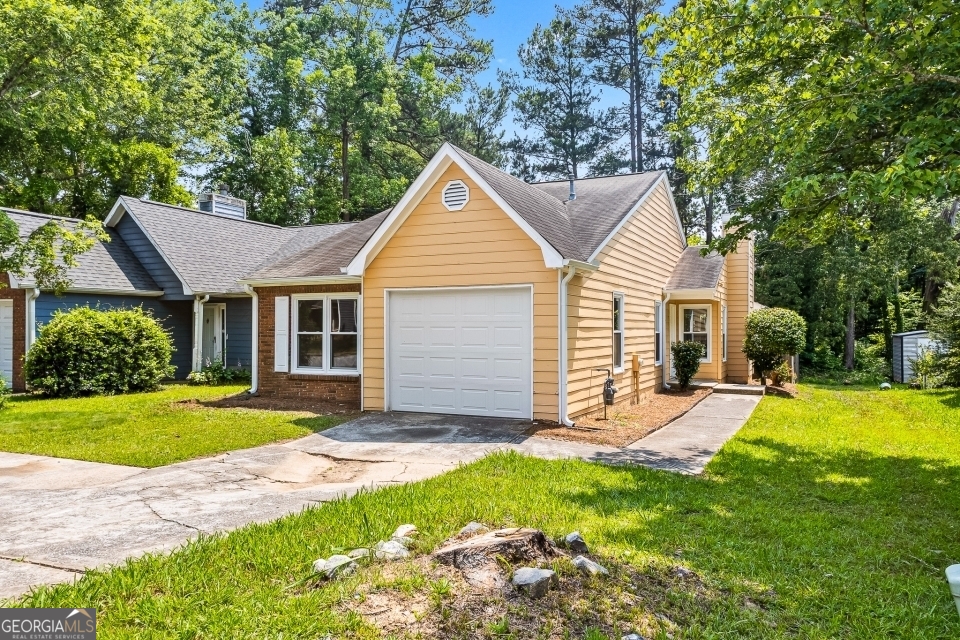 Woodlake Landing - Residential Lease