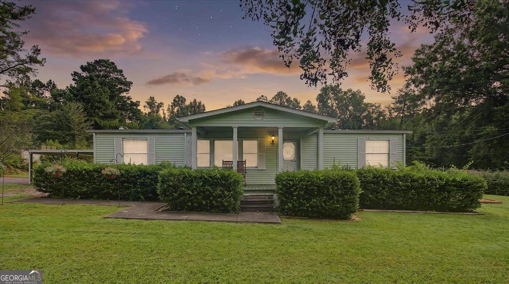 Photo of 4837 S Dixie Highway, Resaca, GA 30735 (MLS # 10822691)
