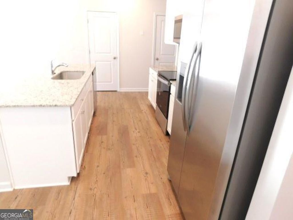 Photo of 5361 Melbourne Lane, Flowery Branch, GA 30542 (MLS # 10737366)