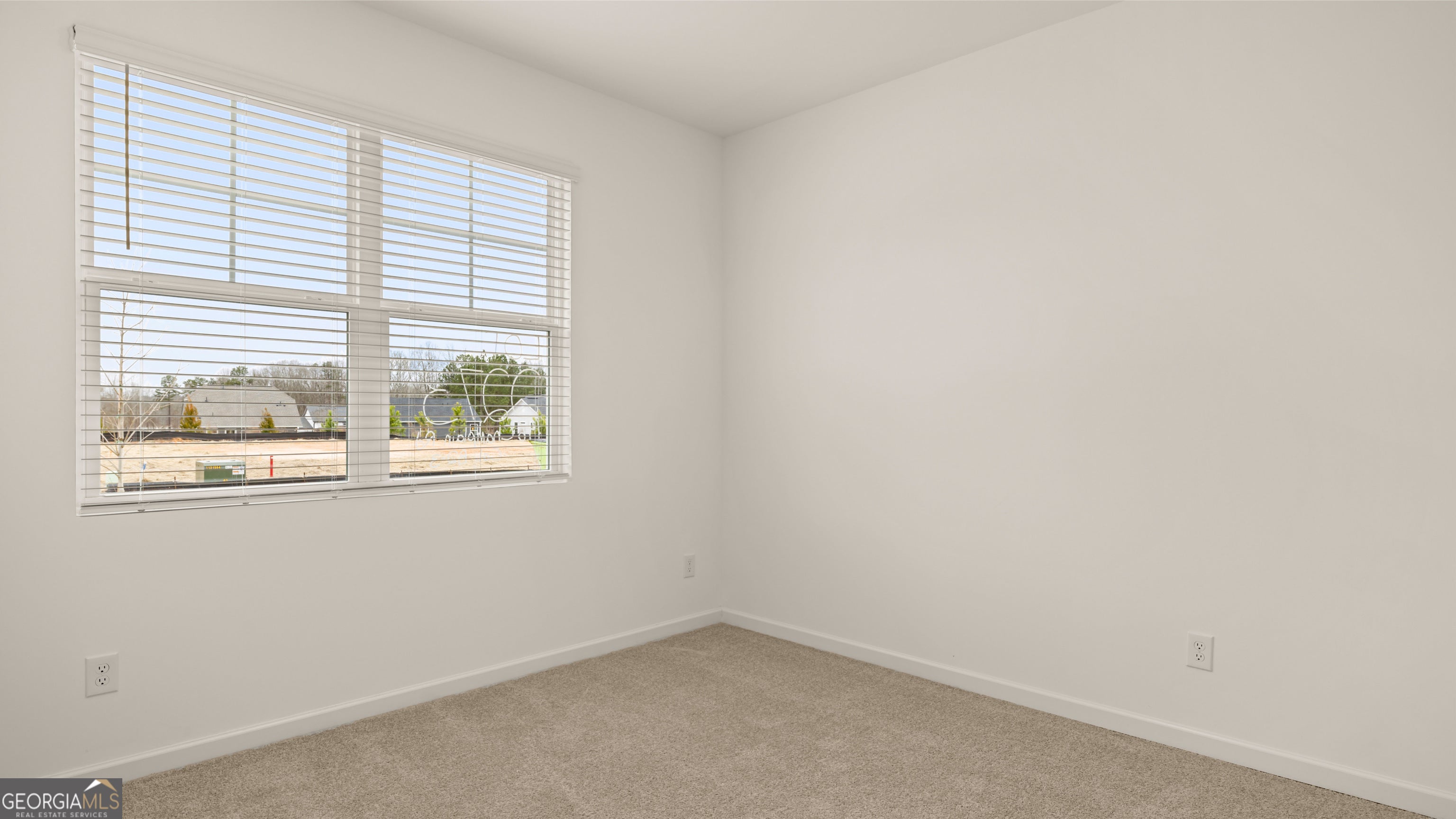131 Champlain RD