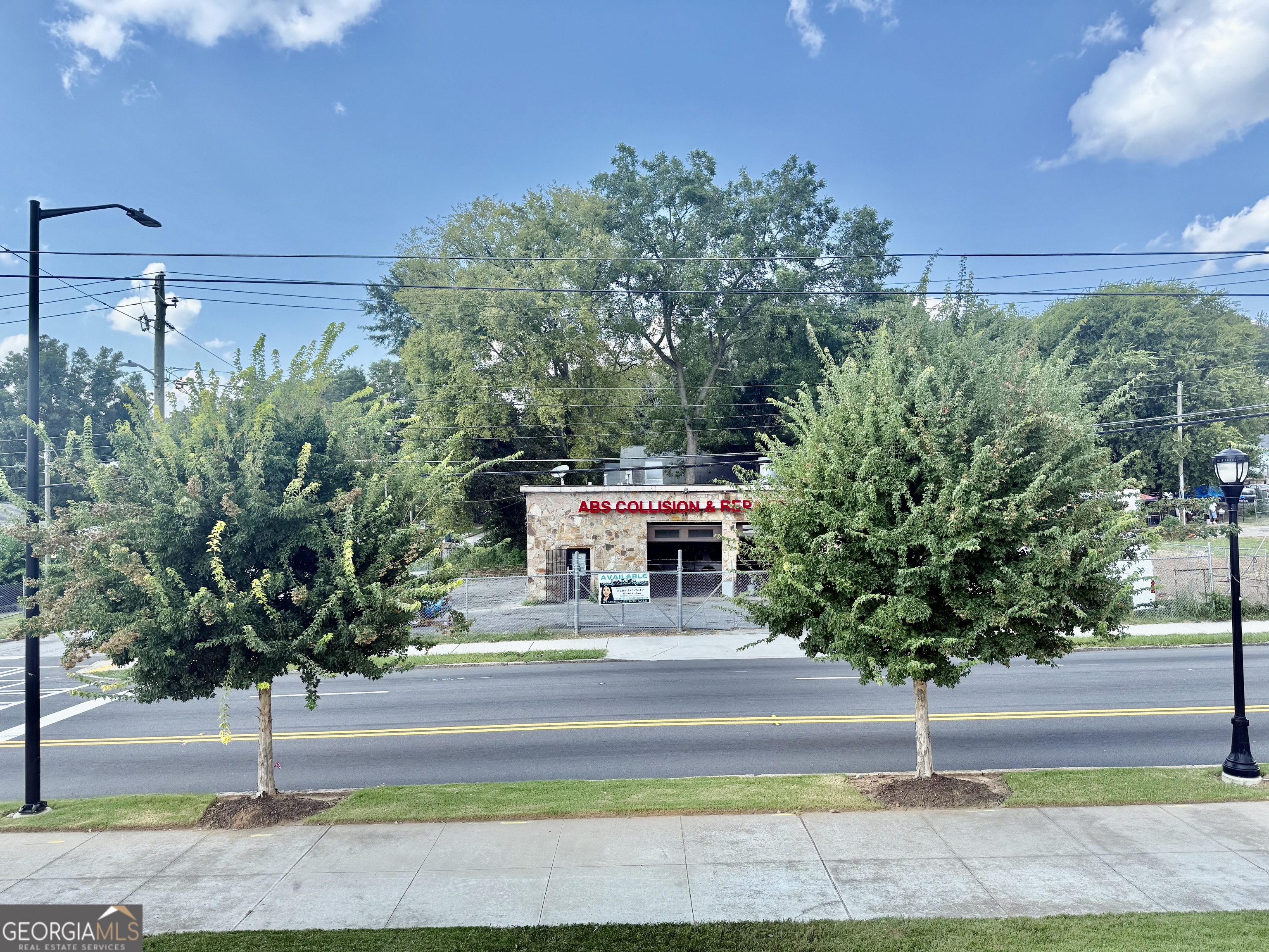 385 University AVE SW