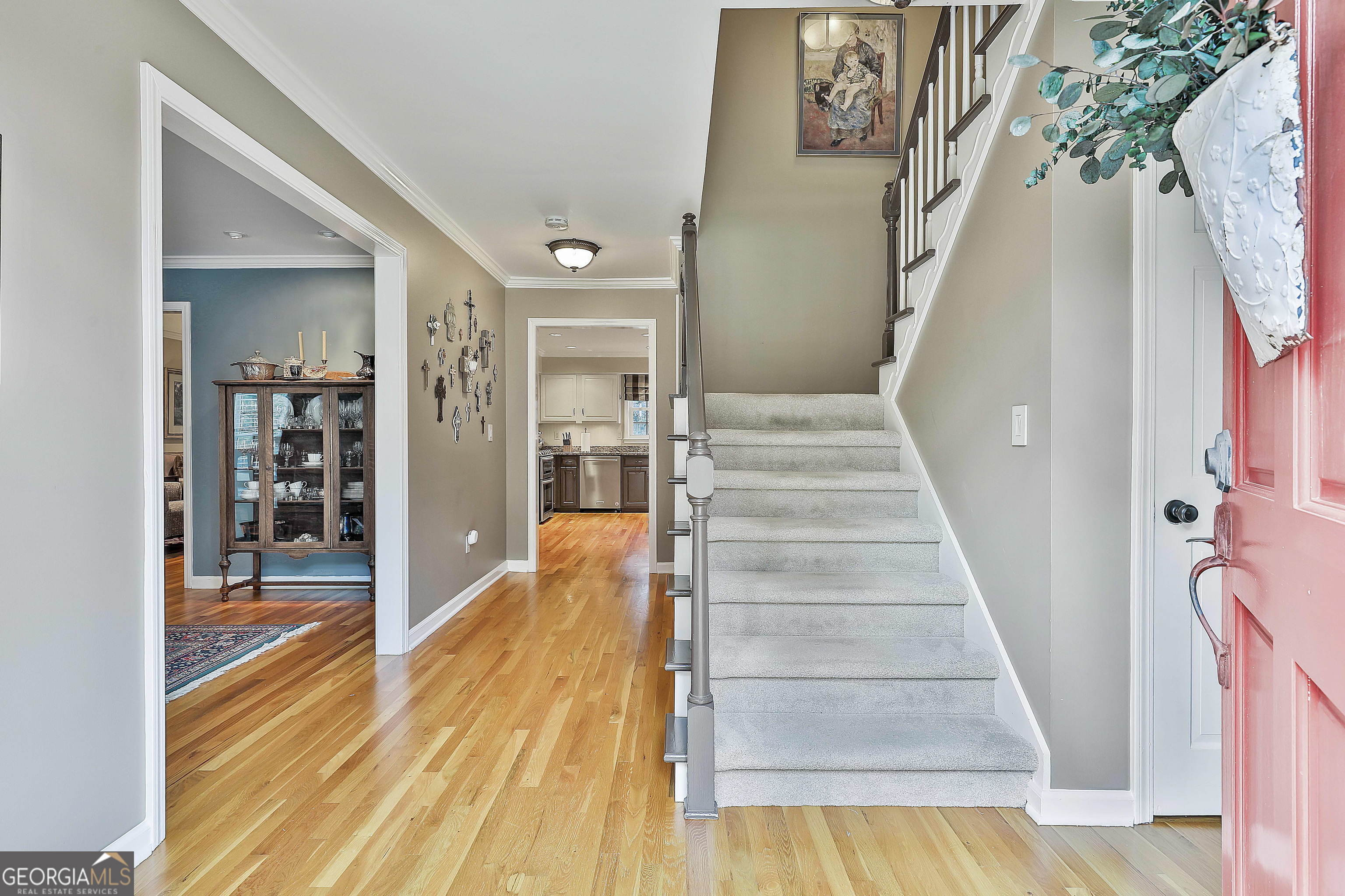 105 Cloister DR