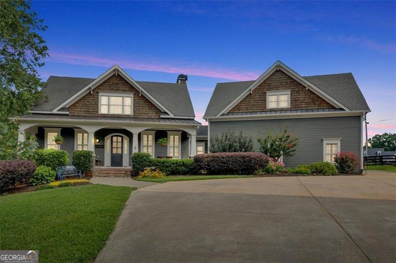 1021 AVERY RD