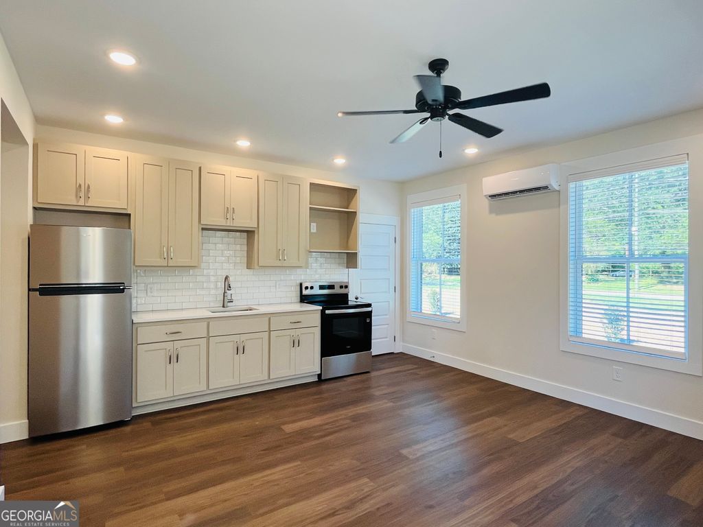 Photo of 105 Gardenia Lane #105A, Lagrange, GA 30240 (MLS # 10686173)