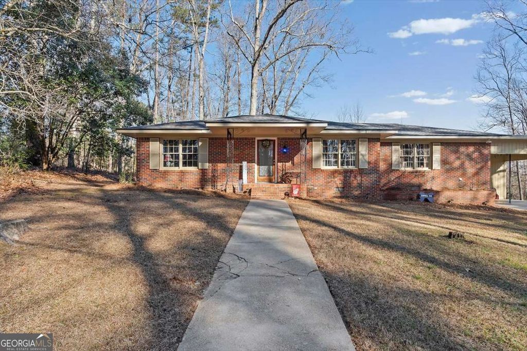 Photo of 146 East Side Drive, Tallapoosa, GA 30176 (MLS # 10684305)