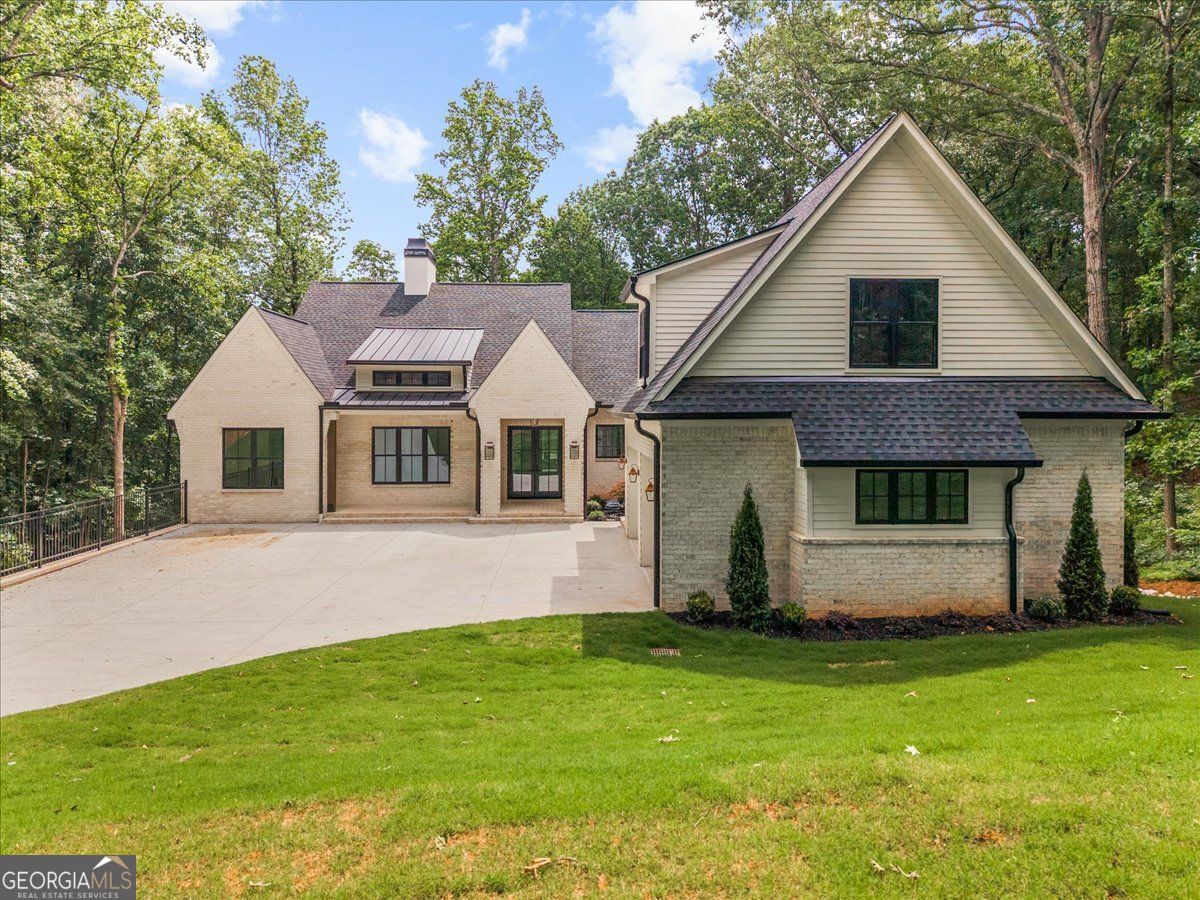 5005 Young Deer DR