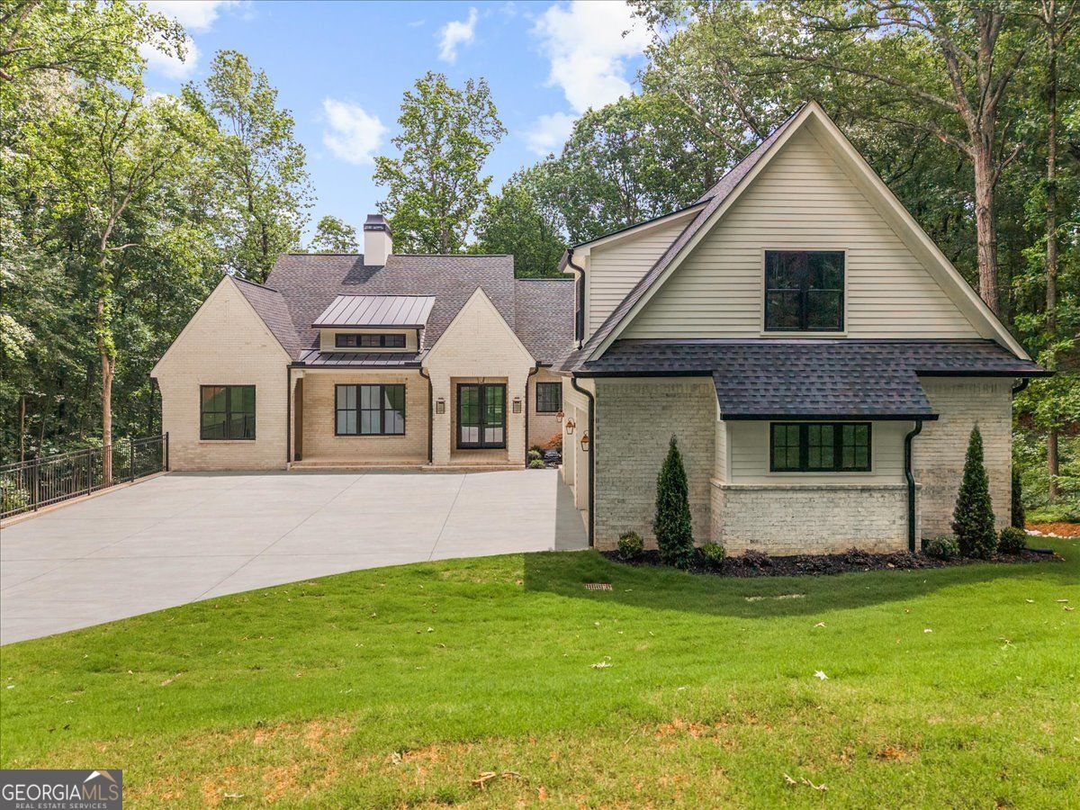 5005 Young Deer DR