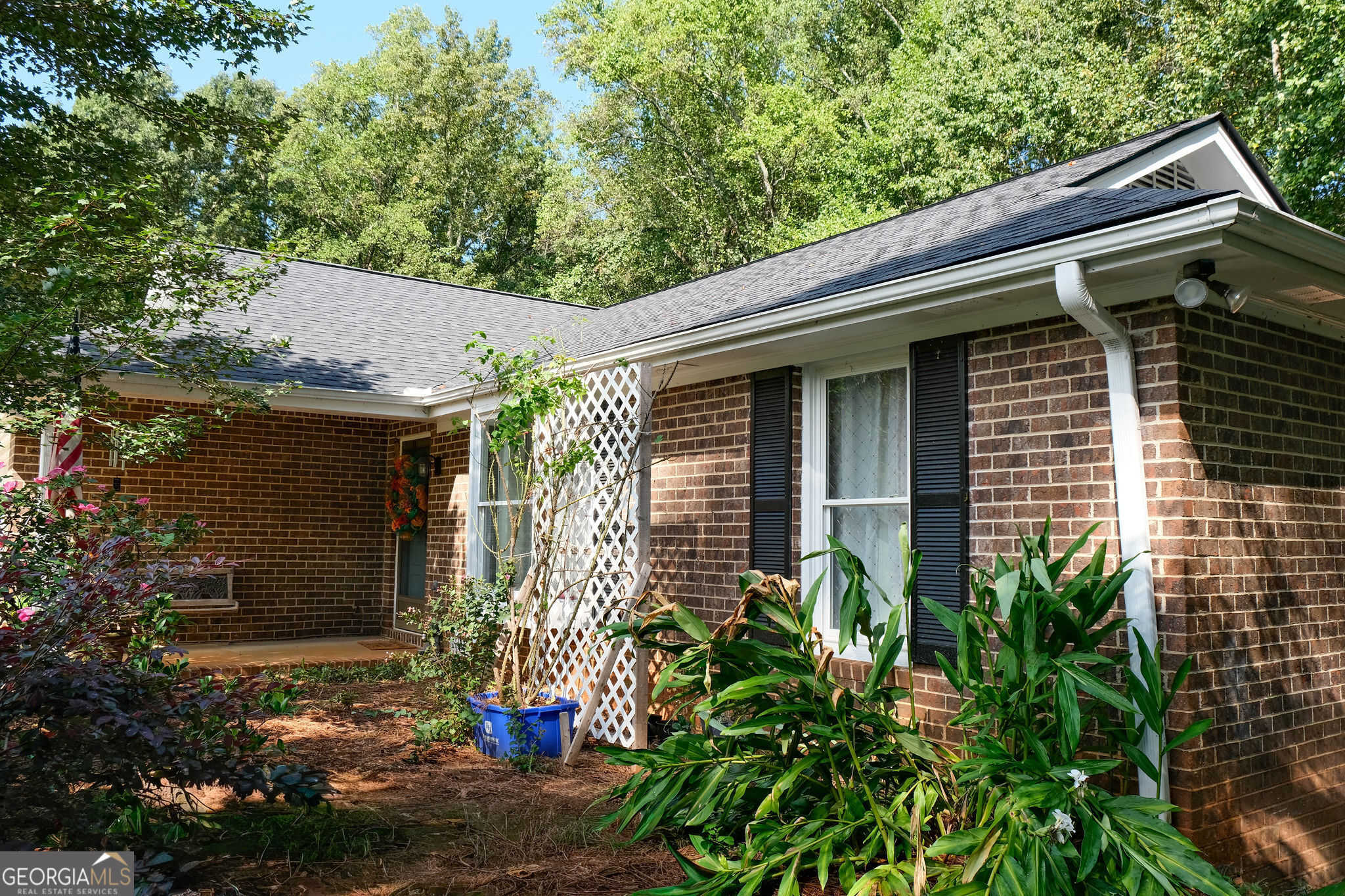 1201 Arrowhead RD