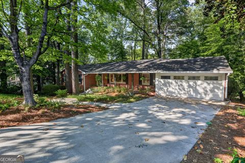 Photo of 1975 N Ridgeway Road NE, Atlanta, GA 30345 (MLS # 10736877)