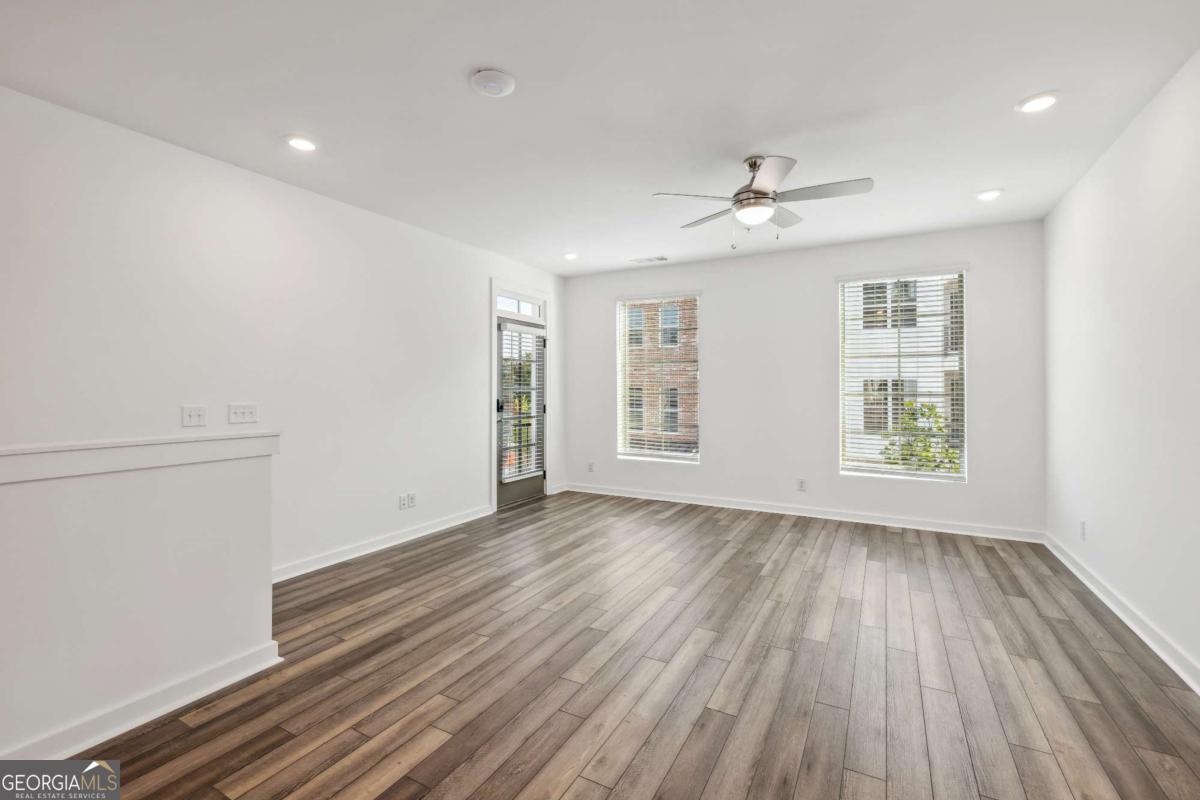 The Maxwell - Residential Lease