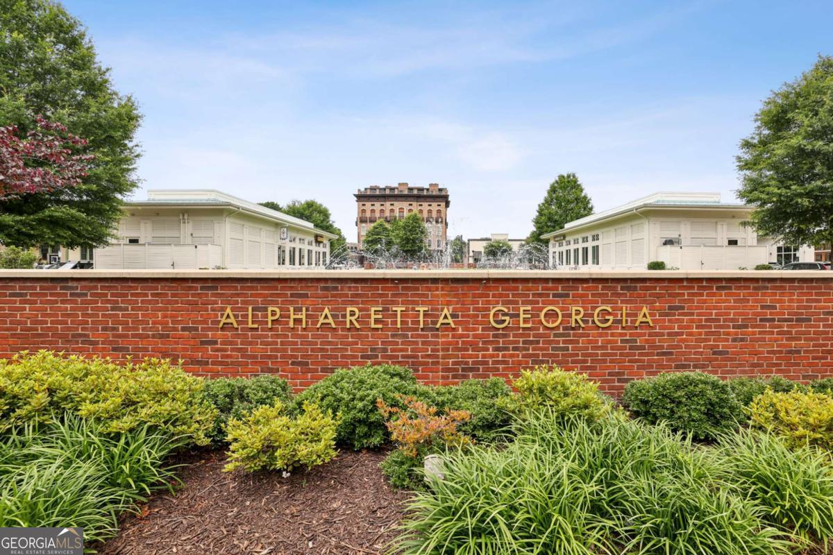 The Maxwell - Residential Lease