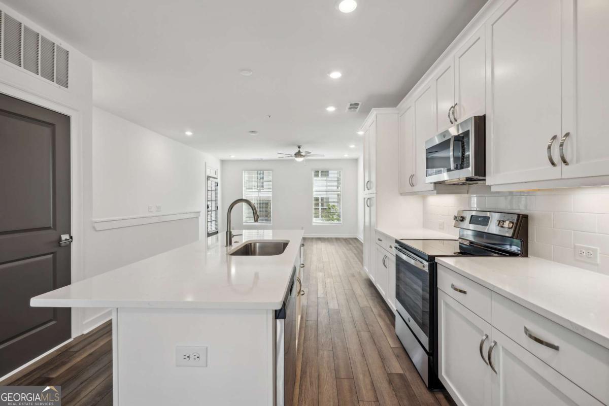 The Maxwell - Residential Lease