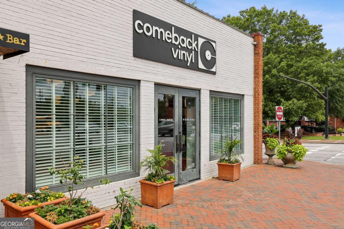 The Maxwell - Residential Lease