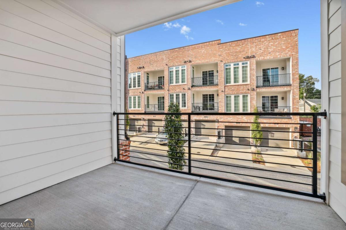 The Maxwell - Residential Lease