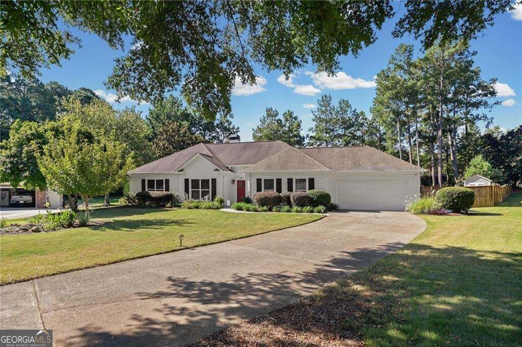 Photo of 440 Allenbrook Court, Roswell, GA 30075 (MLS # 10846831)