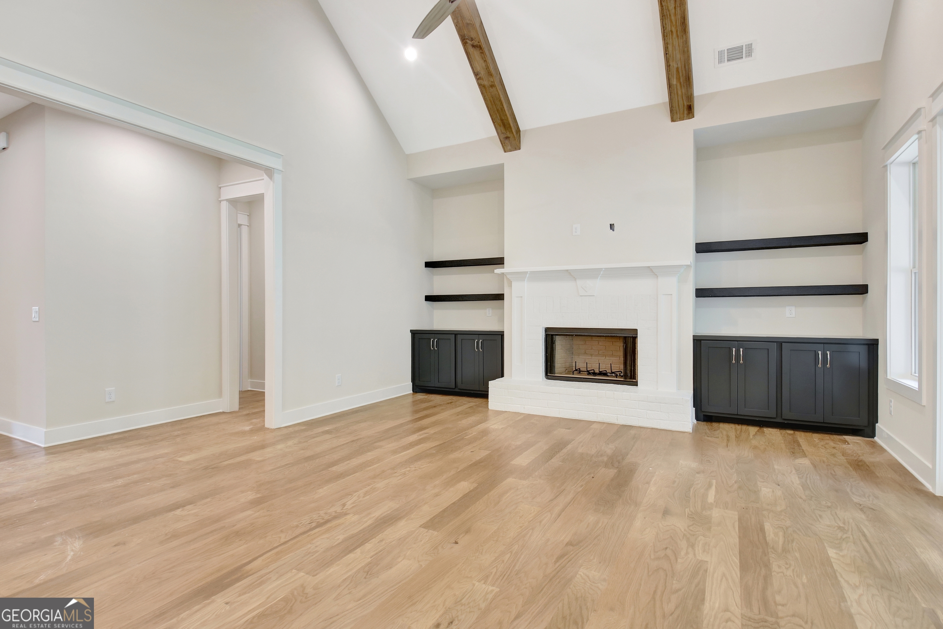 Sharpsburg, Georgia 30277, United States, 4 Bedrooms Bedrooms, ,5 BathroomsBathrooms,Residential,Active,81844