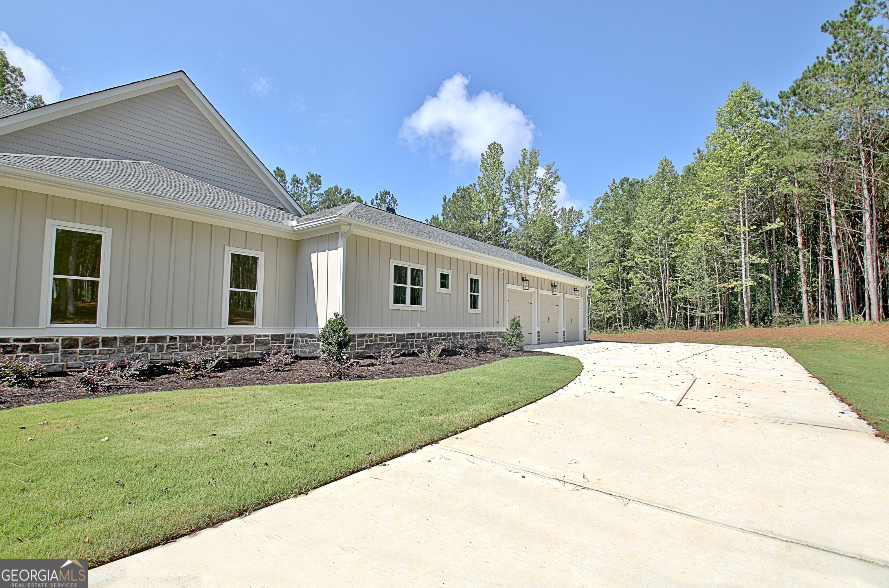 250 Bob Smith RD