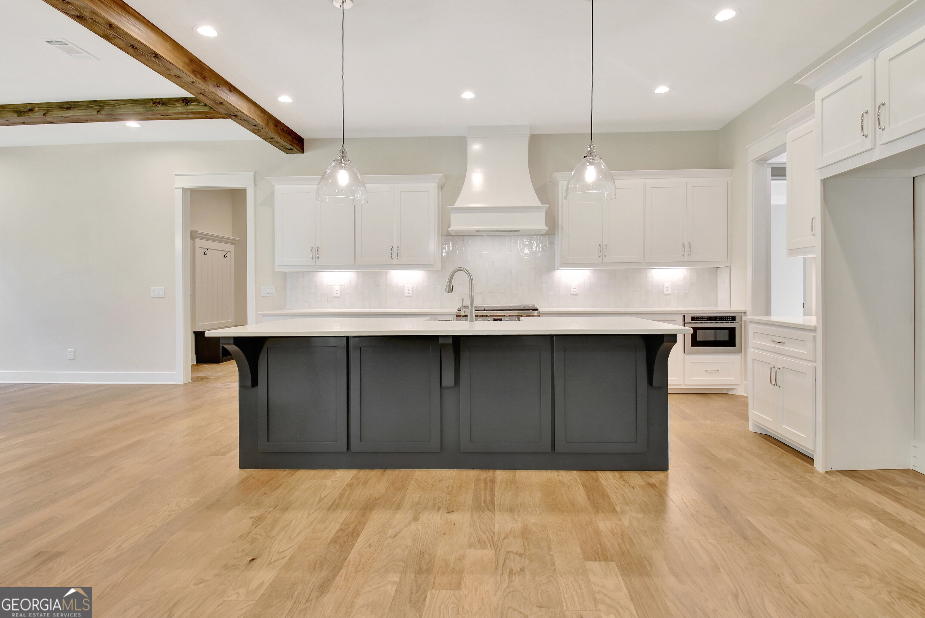 Sharpsburg, Georgia 30277, United States, 4 Bedrooms Bedrooms, ,5 BathroomsBathrooms,Residential,Active,81844