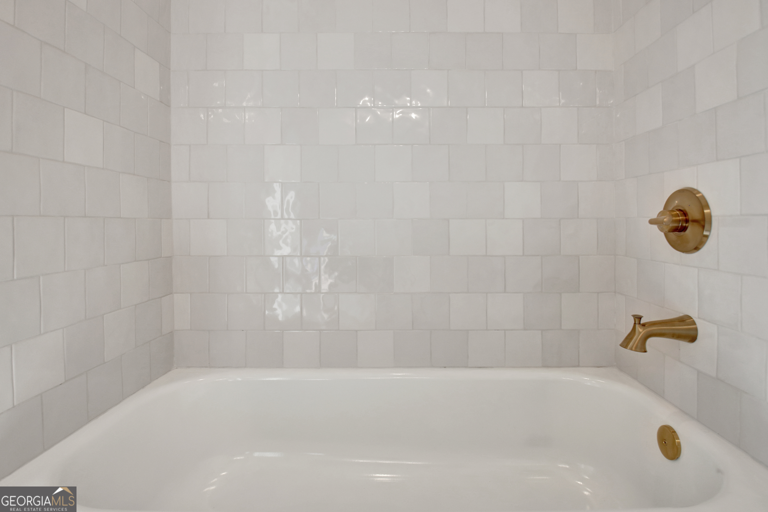 Sharpsburg, Georgia 30277, United States, 4 Bedrooms Bedrooms, ,5 BathroomsBathrooms,Residential,Active,81844