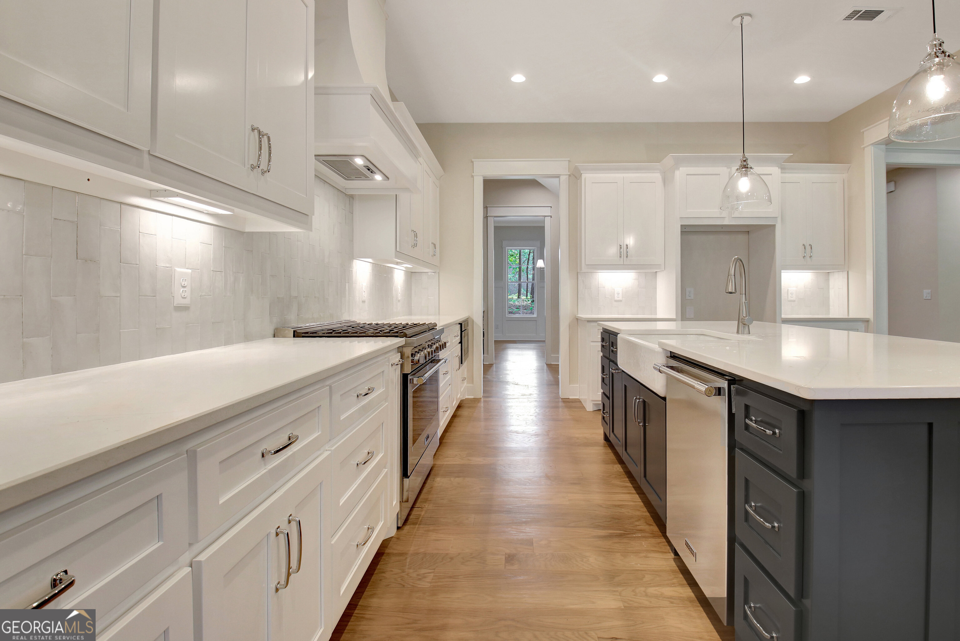 Sharpsburg, Georgia 30277, United States, 4 Bedrooms Bedrooms, ,5 BathroomsBathrooms,Residential,Active,81844