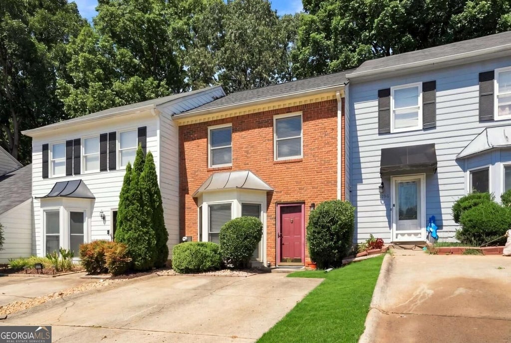 Photo of 1208 Magnolia Way SE, Smyrna, GA 30082 (MLS # 10876048)