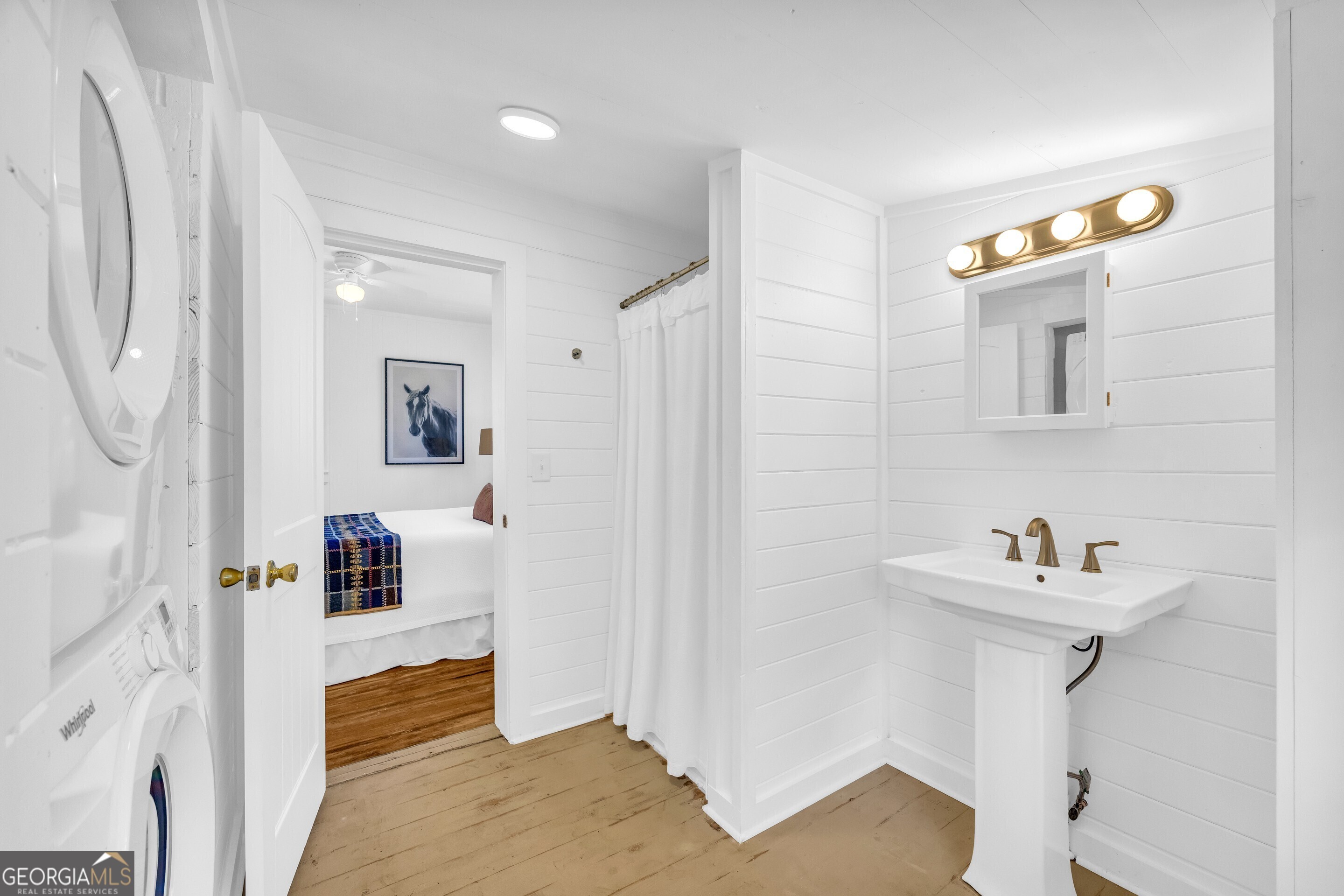 Lakemont, Georgia 30552, United States, 3 Bedrooms Bedrooms, ,2 BathroomsBathrooms,Residential,Active,92679