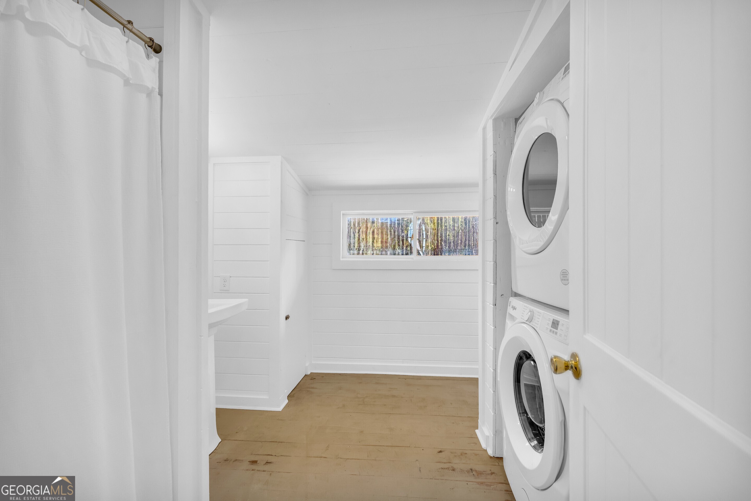 Lakemont, Georgia 30552, United States, 3 Bedrooms Bedrooms, ,2 BathroomsBathrooms,Residential,Active,92679