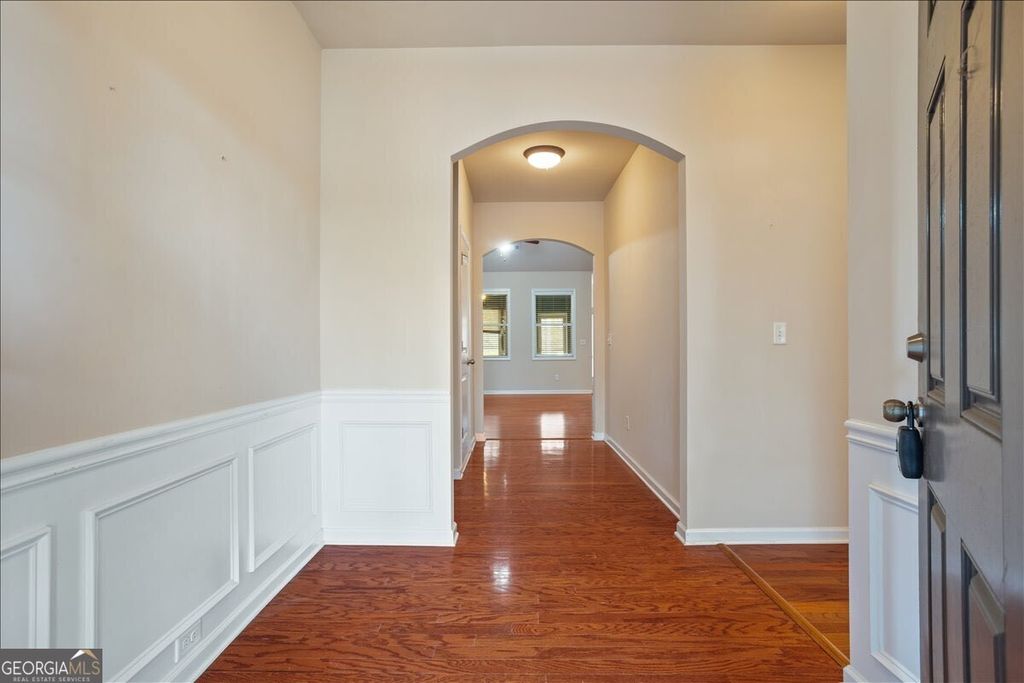 Photo of 2003 Eagles Ridge, Waleska, GA 30183 (MLS # 10682230)