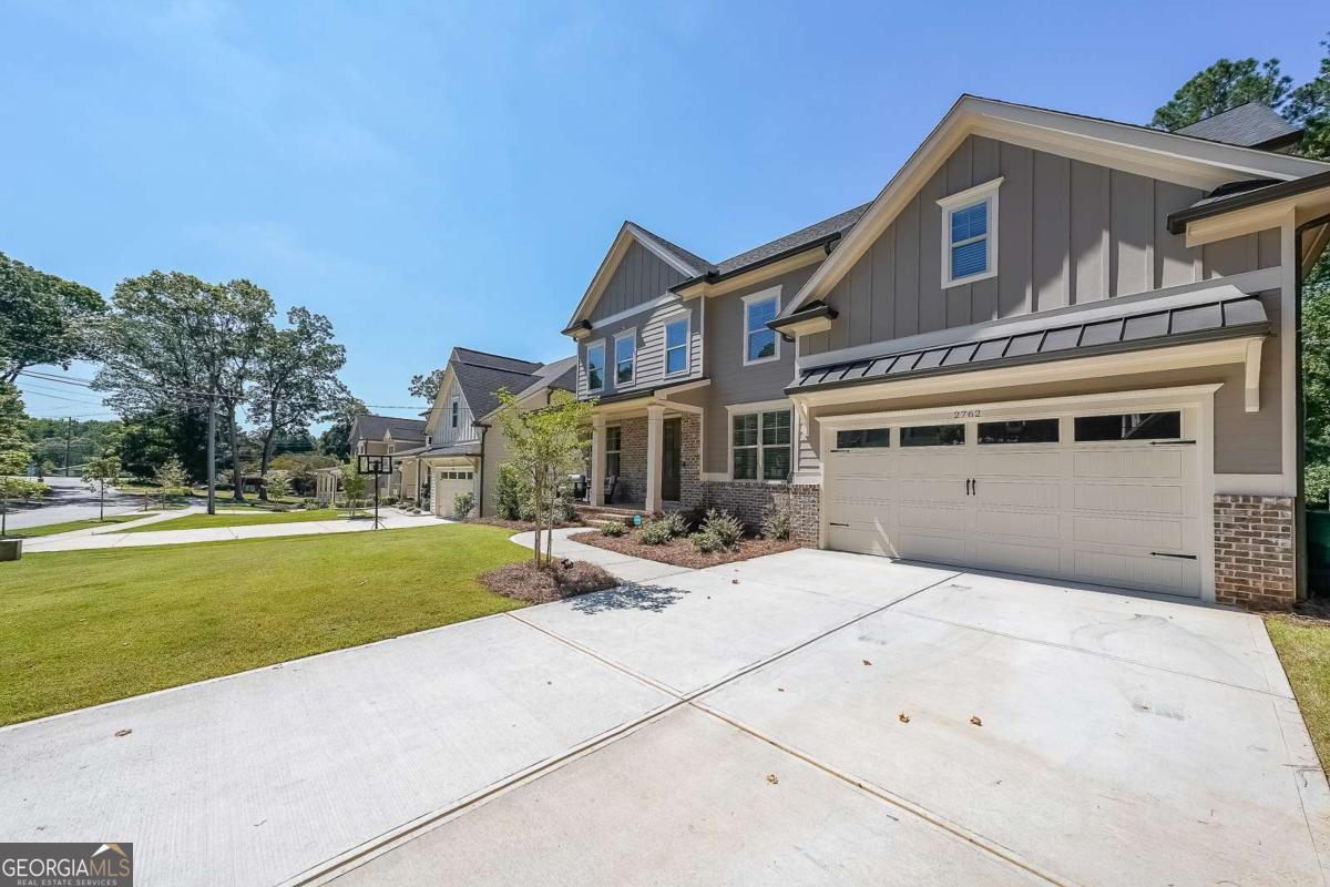 2762 Indian Trail DR