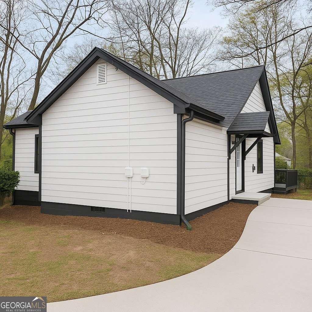 2141 Flat Shoals RD SE