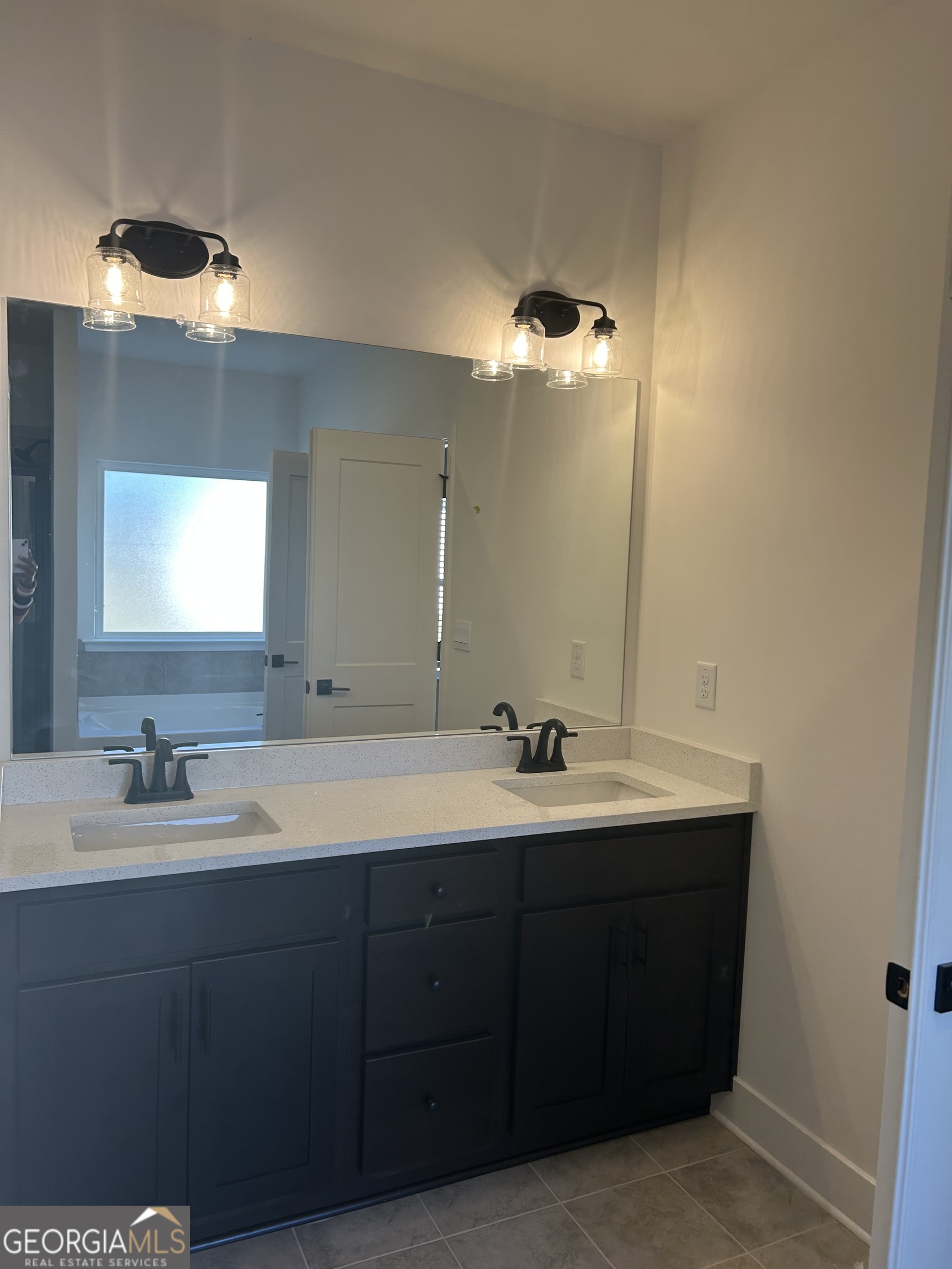 1179 Barrington Place WAY