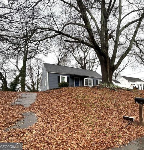 Photo of 540 Hamilton E Holmes Drive NW, Atlanta, GA 30318 (MLS # 10680075)