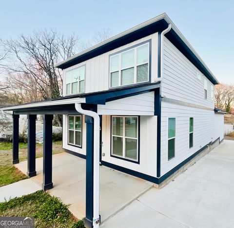 Photo of 445 Griffin Street NW, Atlanta, GA 30318 (MLS # 10784744)