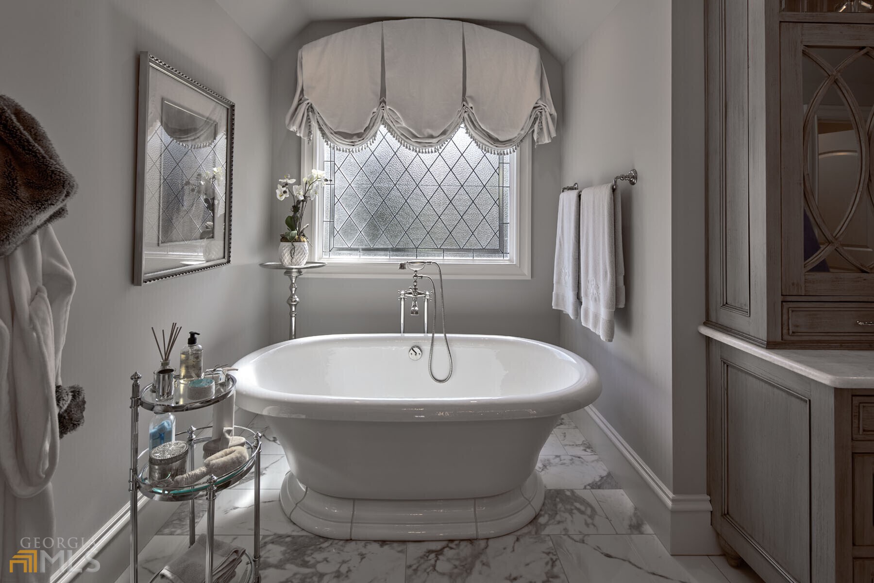 The River Club - Residential