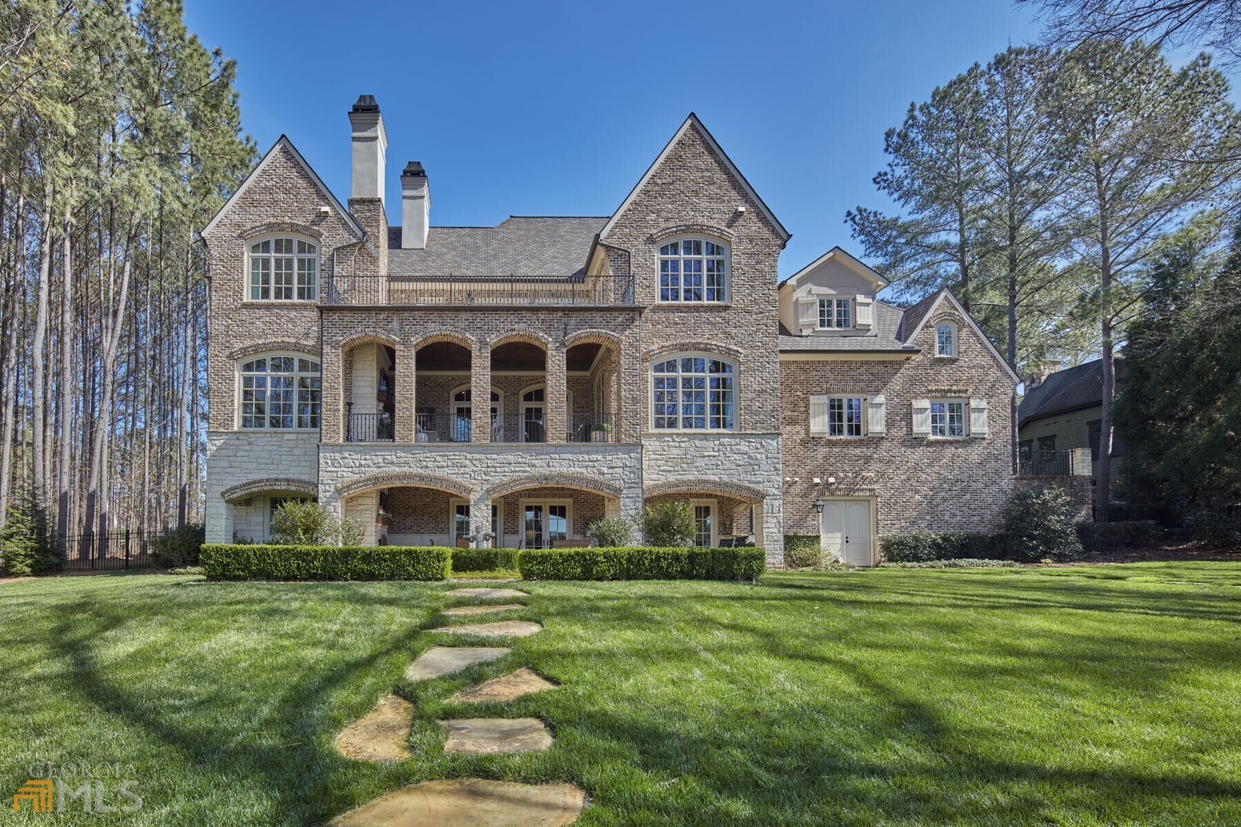 The River Club - Residential