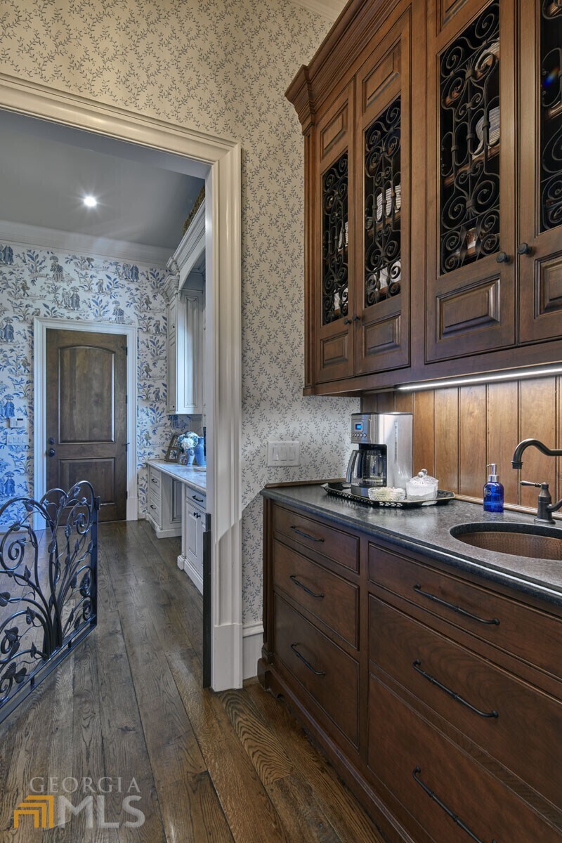 The River Club - Residential