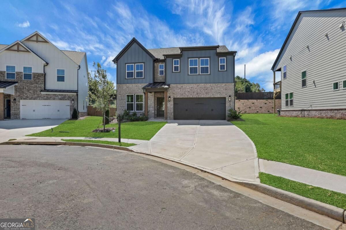 4132 Adler CIR 40