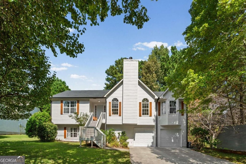 Photo of 2608 Abbotts Glen Drive NW, Acworth, GA 30101 (MLS # 10844167)