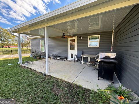 A home in Cochran