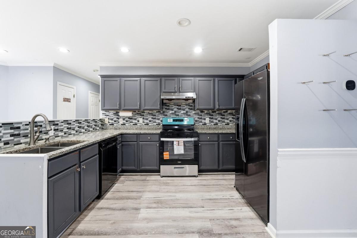 Village at Parkview - Residential Lease