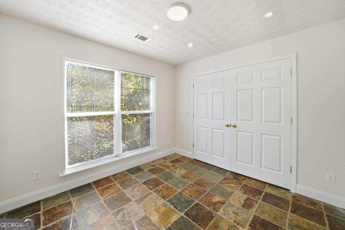 Sassafras Mountain - Residential