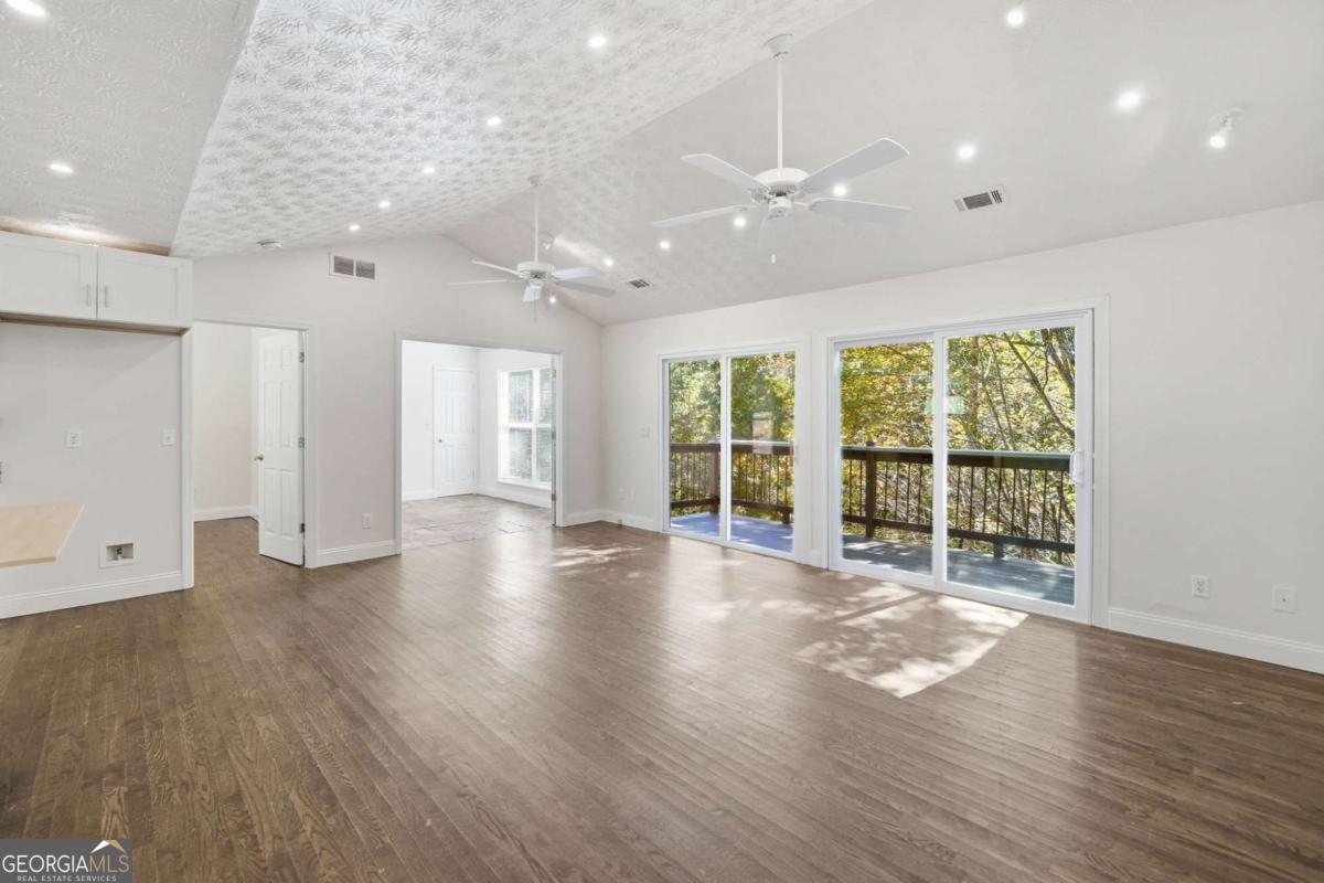 Sassafras Mountain - Residential